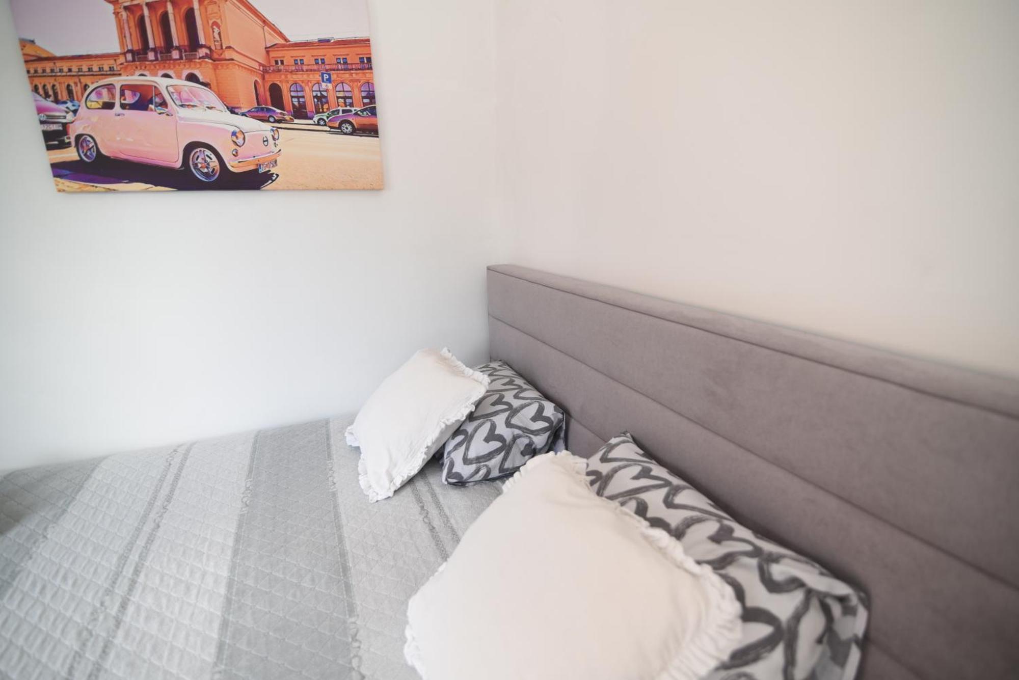 Gretanola Studio In Zagreb, Parking, Self Check-In Ngoại thất bức ảnh